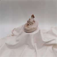 El Mido Dove in a Flower Nest Trinket Box