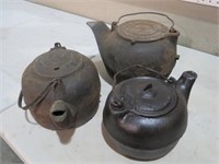 3 CAST IRON KETTLES WITH HANDLES