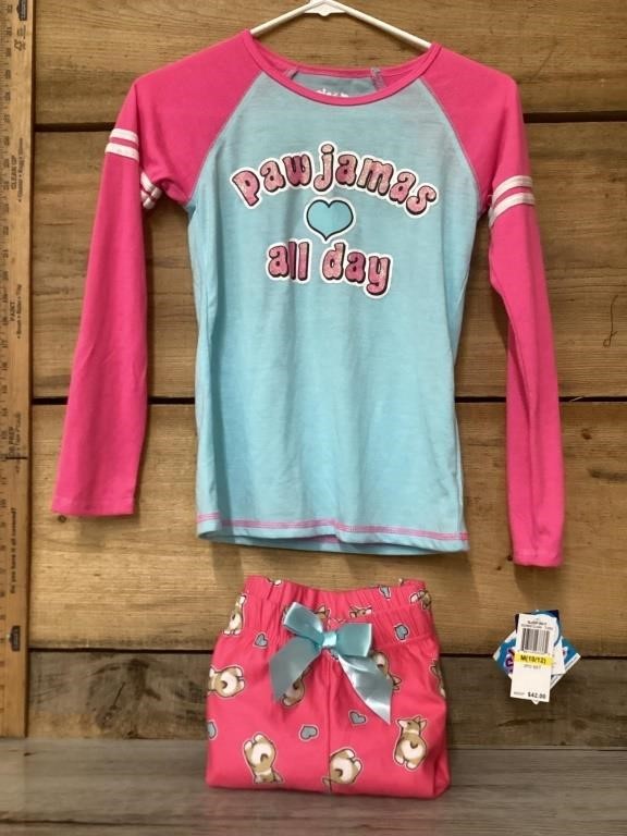 new Two piece pajama set size 10/12 M