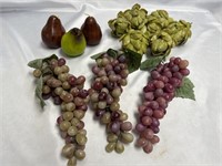 TABLE DECOR LOT! PLASTIC GRAPES, PEARS, AND