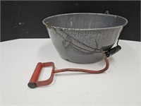 Grey Graniteware 15" Wide Pan Hay Hook