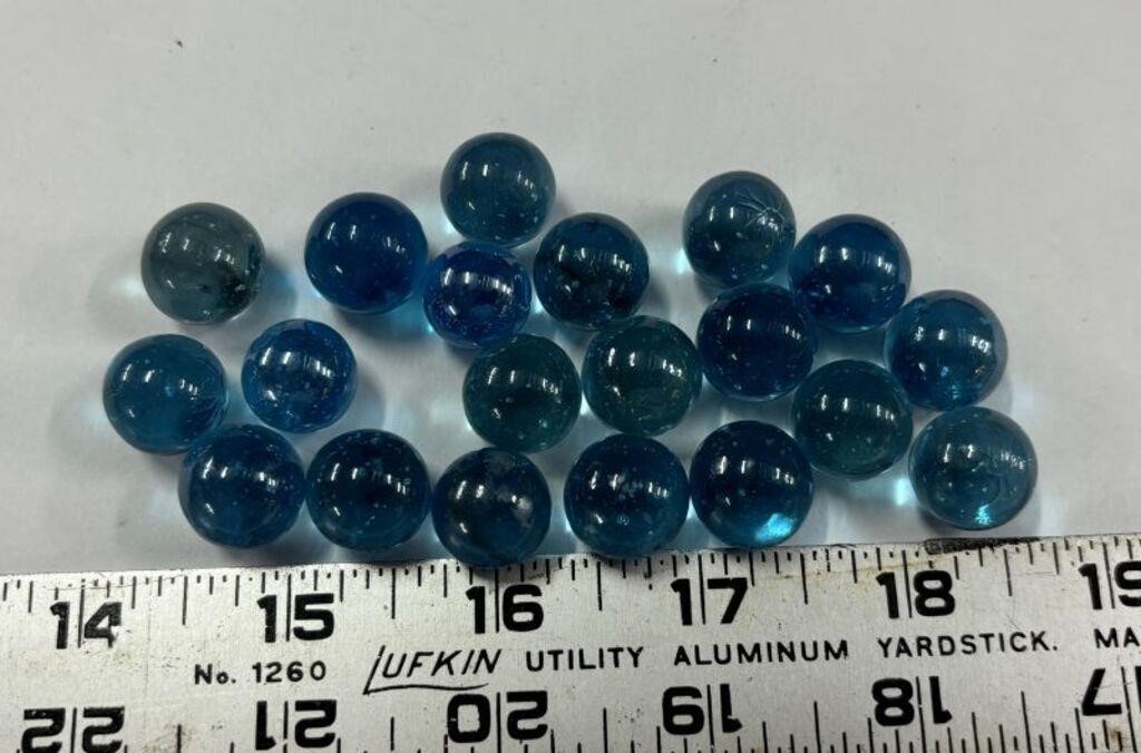 20 Blue Marbles That Glow Under Black Light