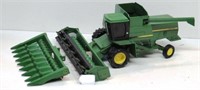 Ertl JD Titan II Combine w/Interchangeable heads