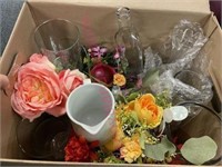 Box of vases & artifical flowers