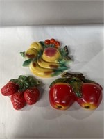 Chalk ware fruit wall hangings 
has a few chips