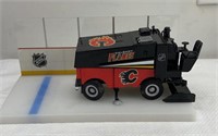 10.5x4.5in - Zamboni NHL - Calgary Flames