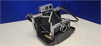 Polaroid 250 land camera. With accessories.