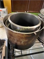 HD Stock Pot (No Handles) & 2 Baines