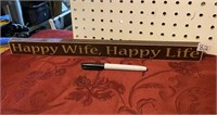 WOOD SIGN - HAPPY WIFE
