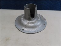 Antique Metal Table/Pole Mounting Base KATZINGER