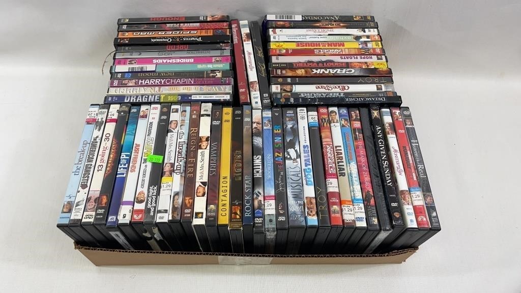 59 DVDS Inside Cases Spider man Dog Tales & more