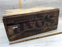 OLD WOOD ADVERTISING CRATE OLD WOOD ADVERTISING CR