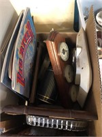 BOX OF MIXED COLLECTABLES