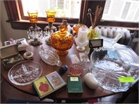 Approx. 20 Asst'd. Décor Incl. Amber Glass Lighter