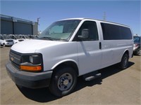2013 Chevrolet Express 2500 Passenger Van