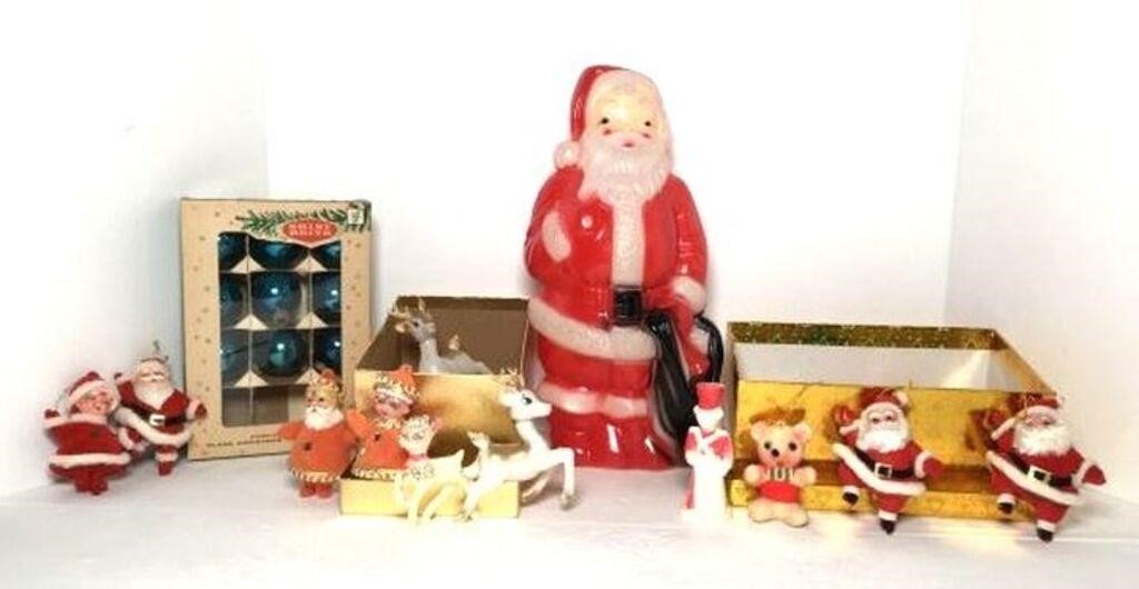 Assortment of Vintage Christmas Décor