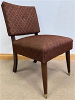 SWEET VINTAGE UPHOLSTERED ACCENT CHAIR
