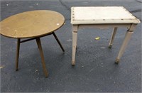 Wood Round table and rectangle bench