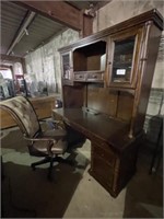 Desk w/ Hutch and Chair