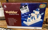 Wabble Snowman Family Lighted Display