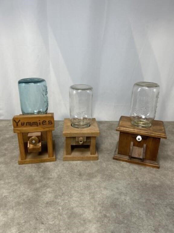 Wooden dispenser with glass jars, total of 3
