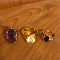 Gold Tone Mixed Costume Ring Lot