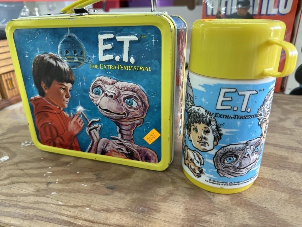 Vintage E.T lunch box with thermos