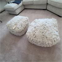 2PC POUFS