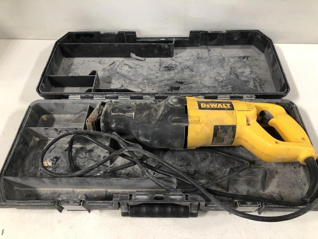 DEWALT RECIPROCATING SAW