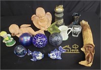 Box of various glass and ceramic figurines,