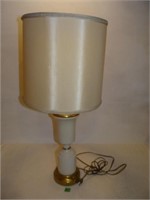 Pair of Matching Vintage Lamps (only 1 pictured)