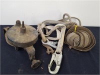 Tow straps in a vintage grinder