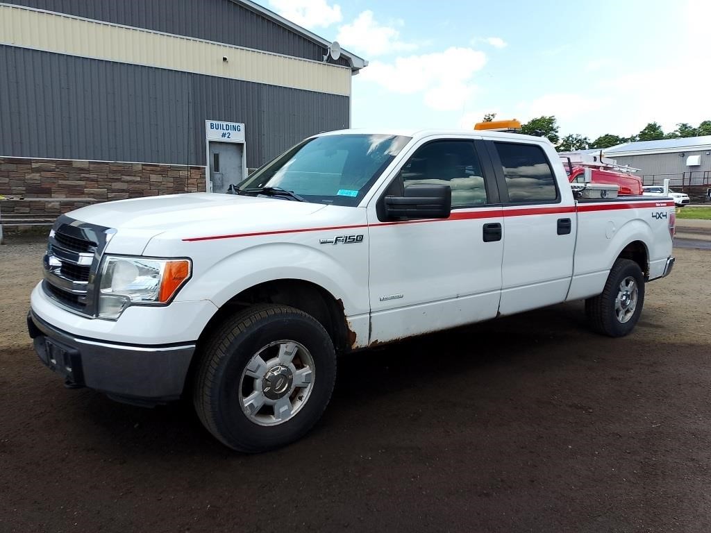 2013 Ford F150 XLT Pick Up Truck