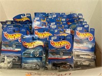 31 cnt Hot Wheels Cars