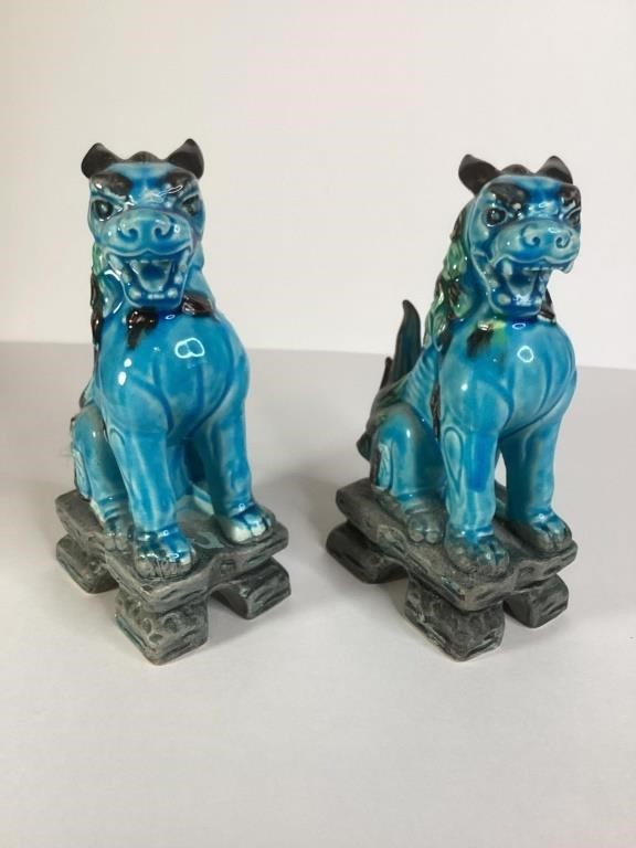 Pair Blue Japanese Porcelain Komainu Temple Dogs