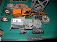 Old Metal Toy Tractor/Car Parts