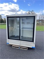 SRC Refrigeration 2 Door Cold Case