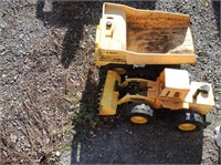 TOY DUMP TRUCK AND LOADER