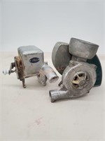 Vintage O.M.SCOTT & Sons Zephyr Turbo Crank Duster