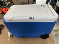 Rolling Igloo Cooler