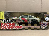 1998 Racing Champions #5 Terry Labonte DieCast Car