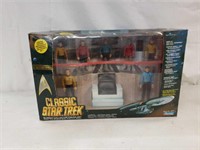 NIB Classic Star Trek  Collectors figure set