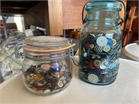 Mason Jars of Buttons