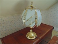 21" BRASS TABLE LAMP - GLASS SHADE