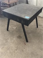 End table 17x 17 x 17