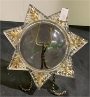 A Victorian glass star dome magnifier