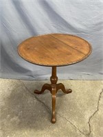 Round Walnut Tilt Top Parlor Table