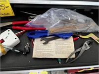 ASSORTED WRENCHES, ALLEN KEYS, ETC (CONTENTS OF DR