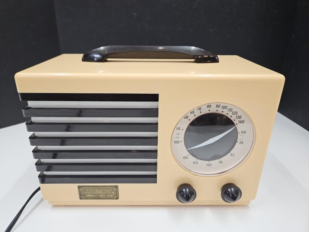 Crosley CR -5 Very Clean Radio &Cassette Works
