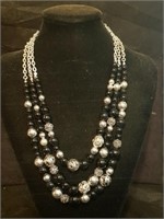 Chunky Black & Silver Tone Necklace